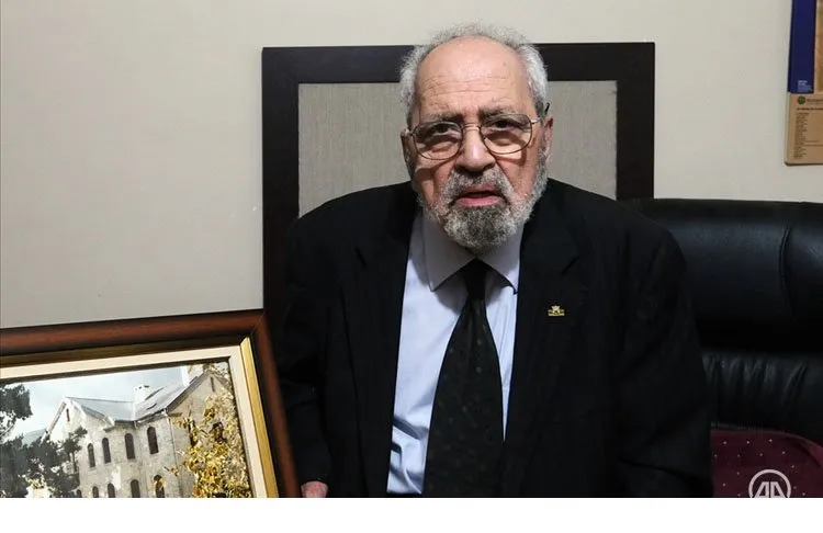 Karakoç, I. Dünya Savaşı'nda Kafkas cephesinde çarpışırken Ruslara esir düşen