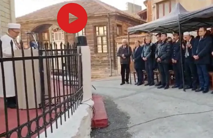 Dimetoka’da bulunan Çarşı Camisinin (bir diğer adıyla Küçük Cami) yenilenmesinin