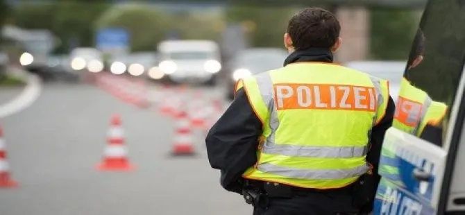 Almanya'nın Köln kentinde terör örgütü PKK yandaşları tarafından düzenlenmesi planlanan