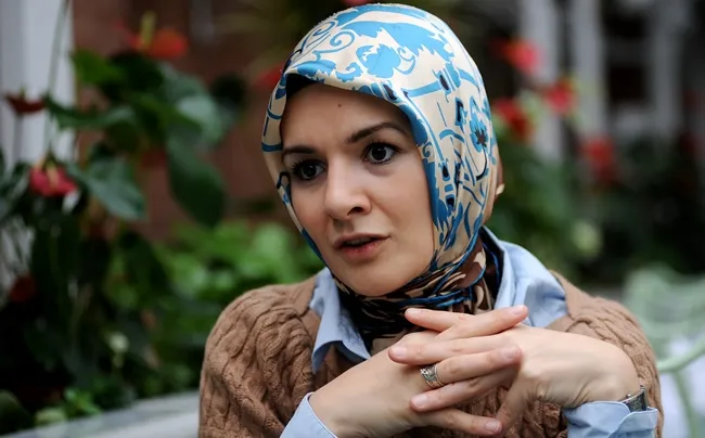 Avrupa’nın 28 Şubatı! Avrupa'nın ilk başörtülü milletvekili olan Mahinur Özdemir, Ermeni iddialarını tanımadığı