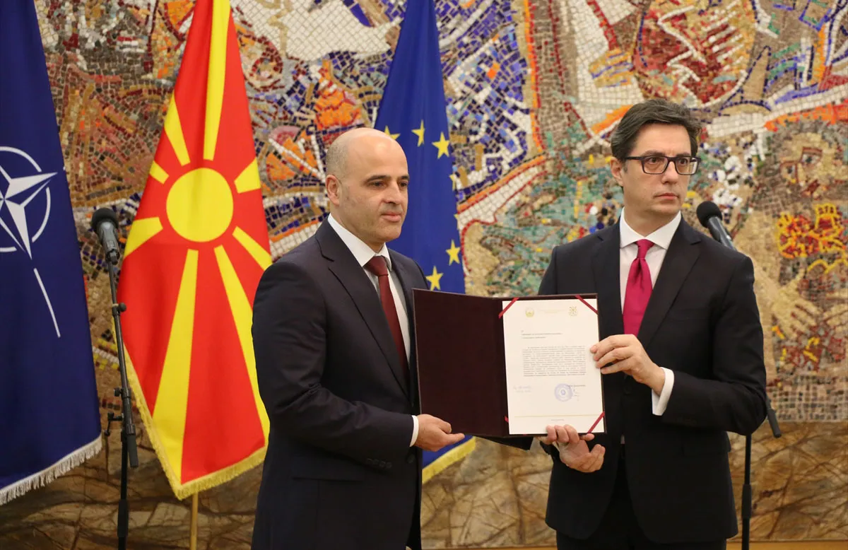 Kuzey Makedonya Cumhurbaşkanı Stevo Pendarovski, Makedonya Sosyal Demokratlar Birliğinin (SDSM)