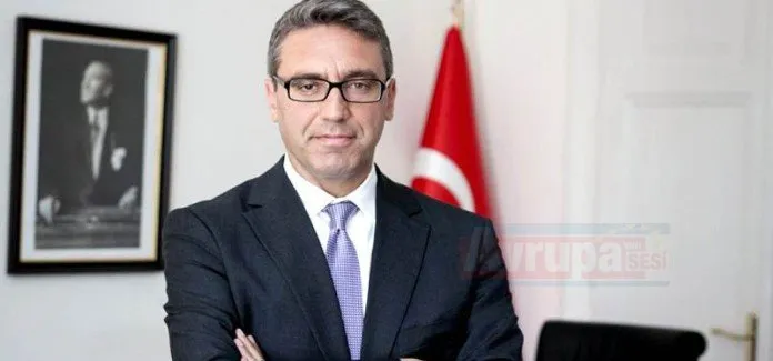 ATİNA

