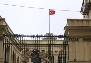 LAHEY      Hollanda'da Yüksek Mahkeme, Türkiye'nin Rotterdam Başkonsolosluğuna terör