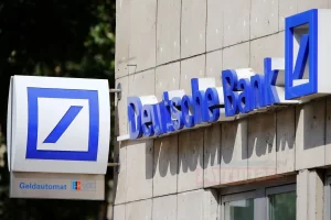 BERLİN     Deutsche Bank İletişim Başkanı Jörg Eigendorf: "Commerzbank
