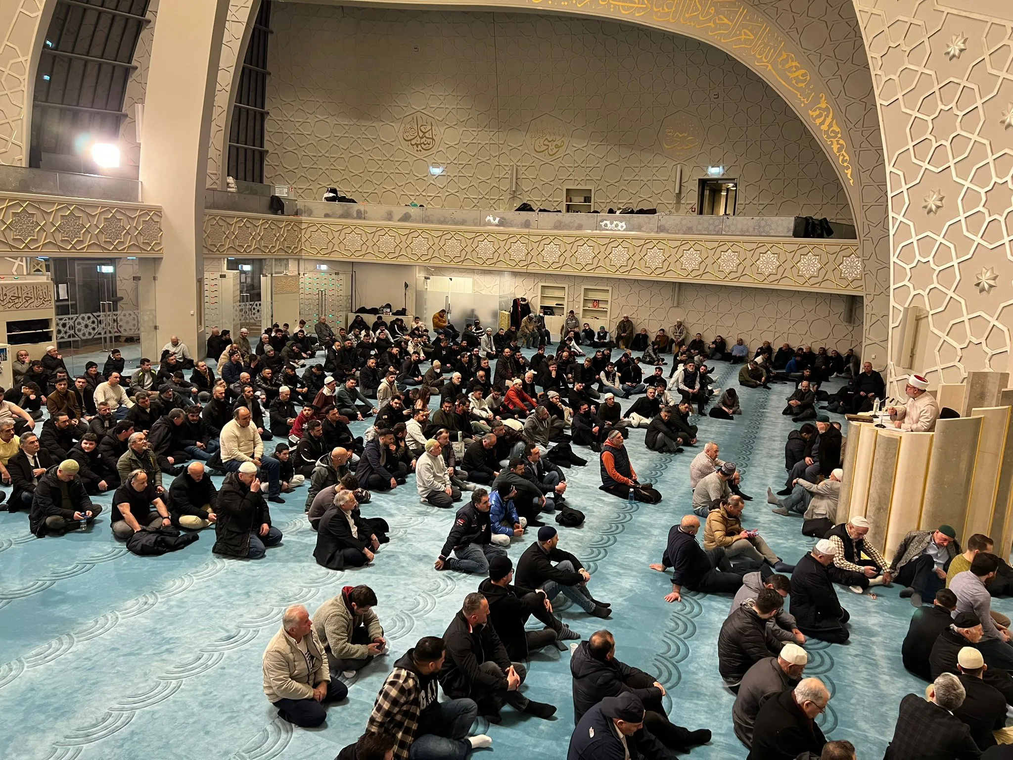 Ramazan ayının müjdecisi olarak kabul edilen Berat Kandili vesilesiyle Diyanet
