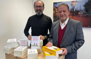 BEY DÖNER firması sahibi işadamı Mustafa Sayın, Eğitimci-Yazar Bahattin Gemici’nin