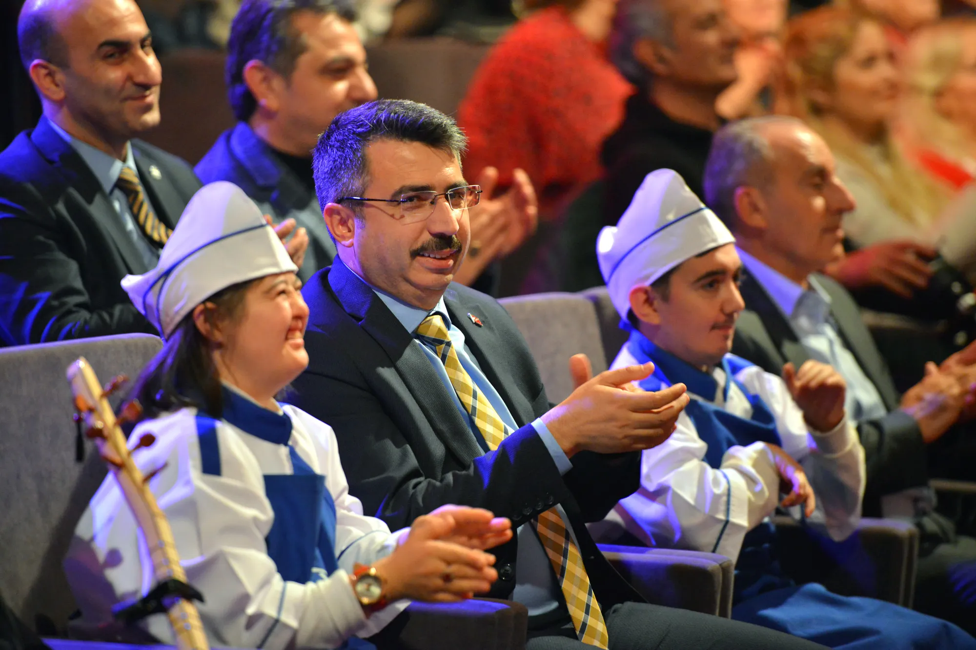 Dünyayı etkisi altına alan Koronavirüs salgınının ardından eğitimlerine ara veren