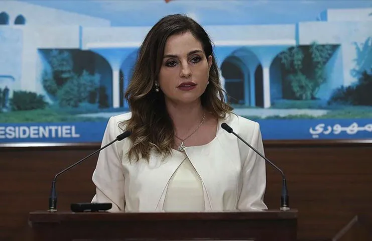 Beyrut Limanı'ndaki patlamanın ardından istifasını açıklayan Lübnan Enformasyon Bakanı Abdussamed,
