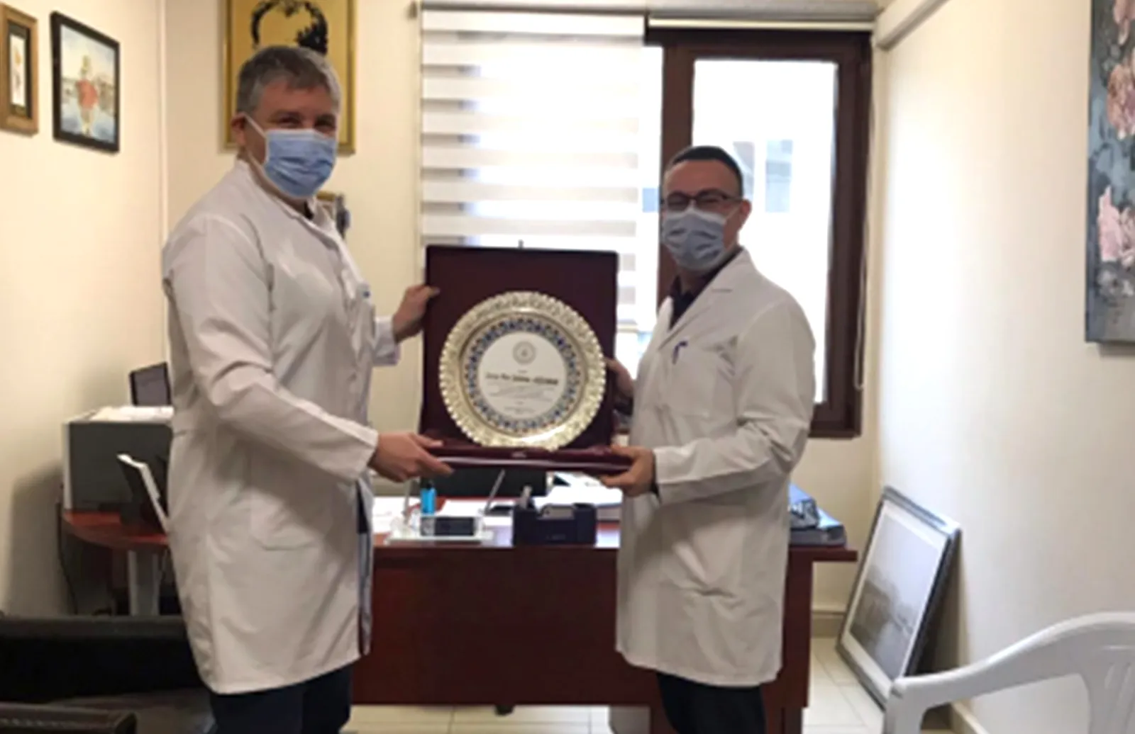Doç. Dr. Hakan Akdere görevi devralan Doç. Dr. Serhat Hüseyin'e