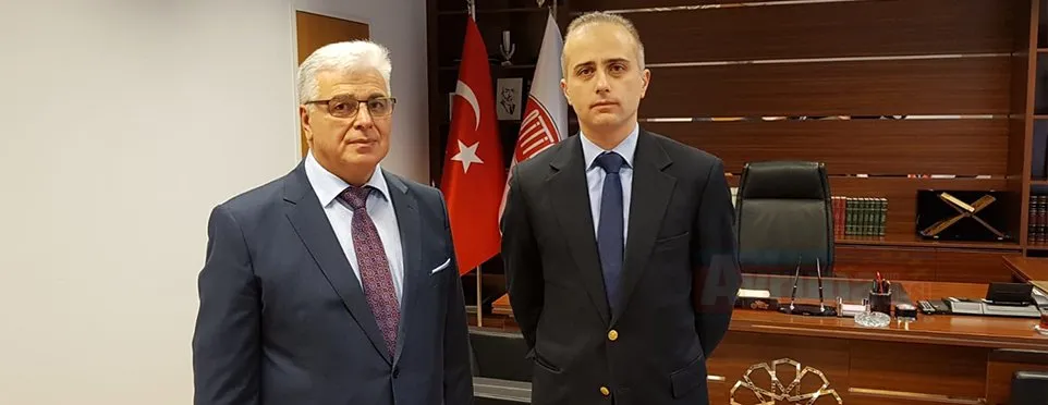 Köln Başkonsolosu Erciyes, dün asılsız bomba ihbarı yapılan DİTİB Genel