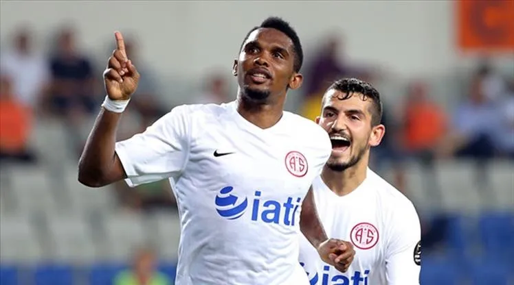 Antalyaspor'un dünyaca ünlü yıldızı Samuel Eto'o, Süper Lig'e damgasını vurmaya