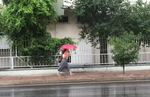 Antalya'da aralıklarla etkili olan sağanak sevinç yarattı.