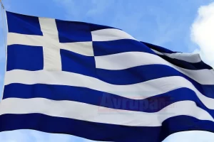Yunanistan’da, evlilik ve doğum oranlarındaki gerileme nedeniyle ülke nüfusunun gittikçe