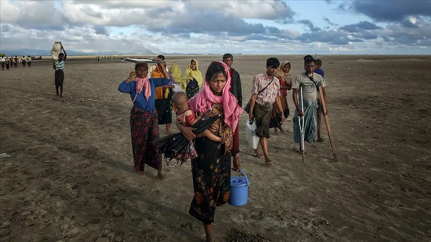 Avrupa Birliği tarafından Arakanlı Müslümanların gıda, barınma, eğitim ve sağlık