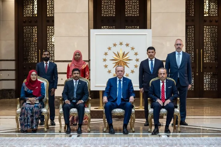 galeri 9RlSAzpi3Y5EcuUKjmzP
