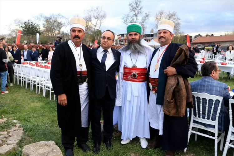 galeri CNIHJWTs2Mry4LyQAG0Z