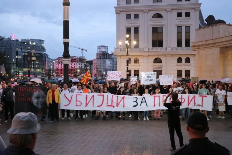 galeri aZvij Ae7H21eUcsUQls