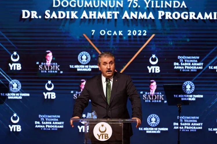 YTB'den "Doğumunun 75. Yılında Dr. Sadık Ahmet'i Anma" etkinliği 5