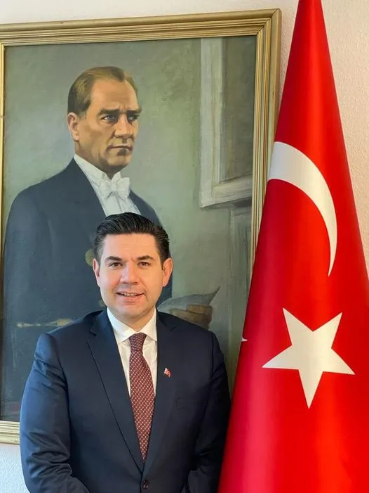 T.C. Essen Başkonsolosu Sezai Tolga Şimşir'in göreve başlama vesilesiyle mesaj yayınladı 1