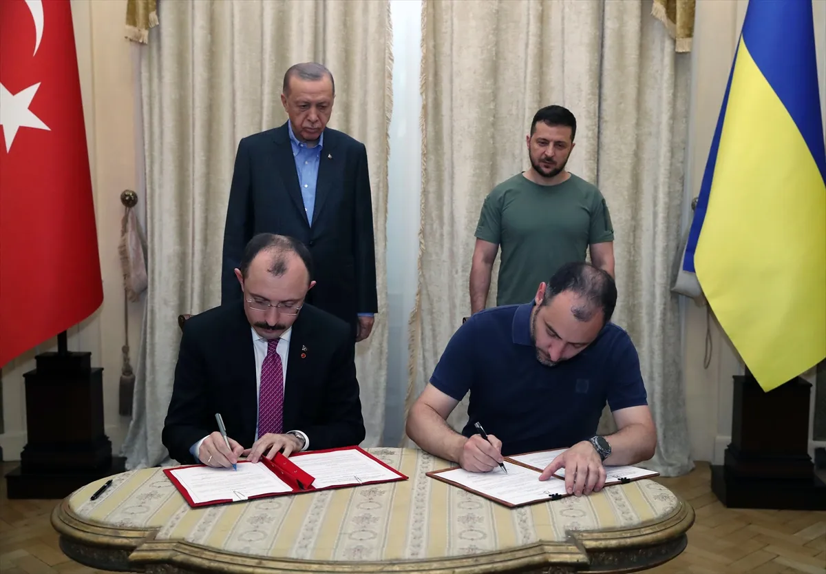 Cumhurbaşkanı Recep Tayyip Erdoğan ile Ukrayna Devlet Başkanı Volodimir Zelenskiy'nin