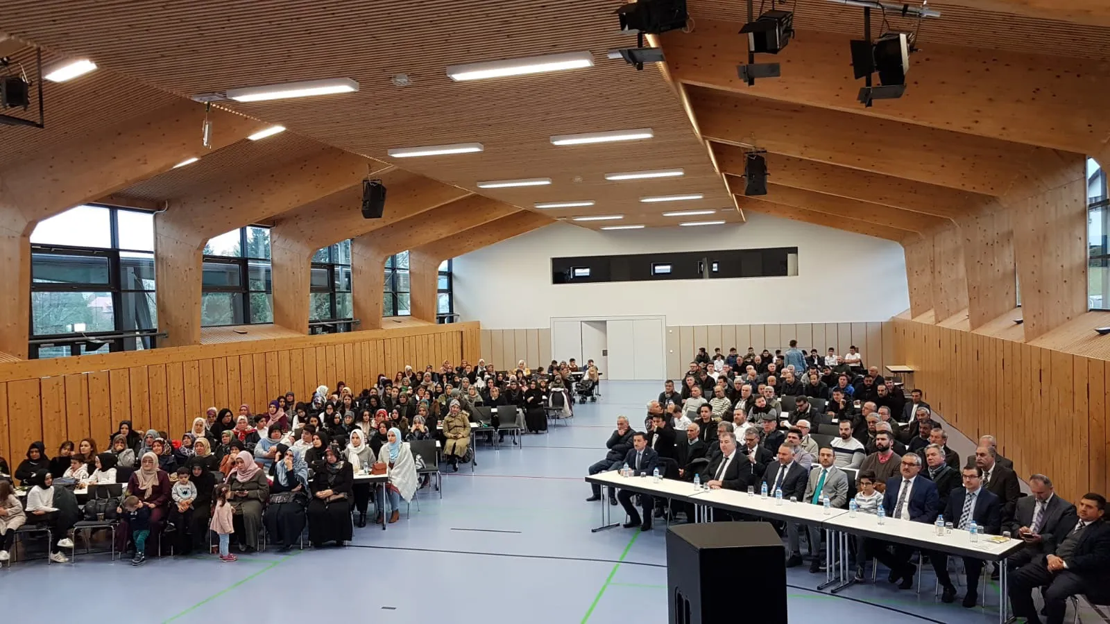 Hessen DİTİB Eyalet Birliği 1. bölge cemiyetlerinin ev sahipliğinde Mevlid-i