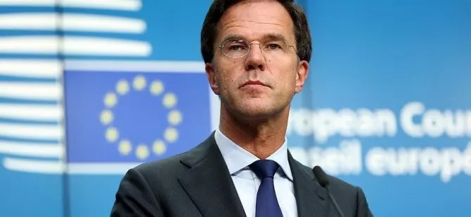 Hollanda genel seçimlerini, 33 milletvekili çıkaran Başbakan Rutte'nin liderliğindeki Özgürlük