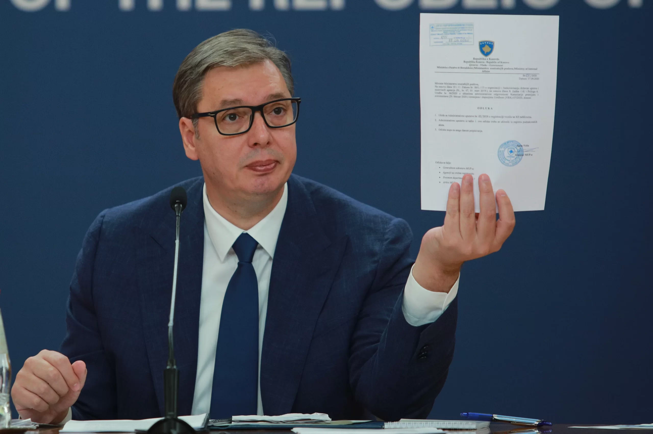 Sırbistan Cumhurbaşkanı Aleksandar Vucic, Priştine'nin Kosova'nın kuzeyindeki Kosovalı Sırpları ülkeden