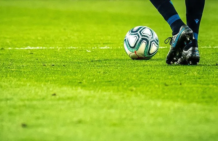 Fransa'nın aldığı bu karar sonrası ülkedeki Türk futbolcuların durumu da
