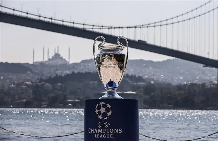 UEFA, 2023 yılındaki Şampiyonlar Ligi finaline İstanbul'un ev sahipliği yapacağını