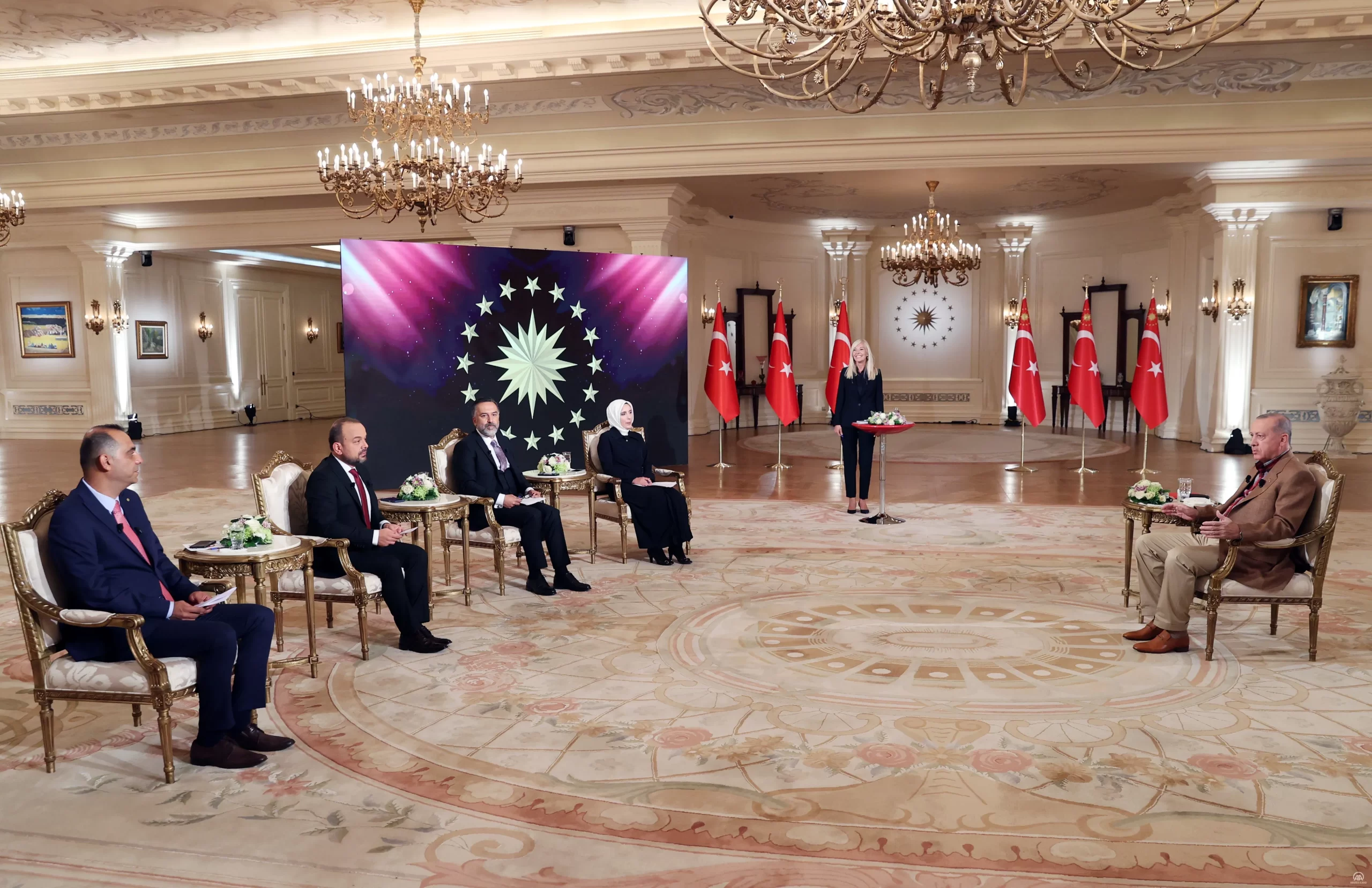 Cumhurbaşkanı Erdoğan, Afganistan'dan toplam 552 Türk vatandaşının tahliyesinin sağlandığını belirtti.