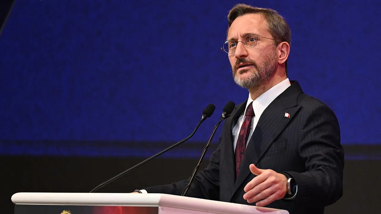 İletişim Başkanı Fahrettin Altun, Kıbrıs meselesinin geçmişine ışık tutmak amacıyla