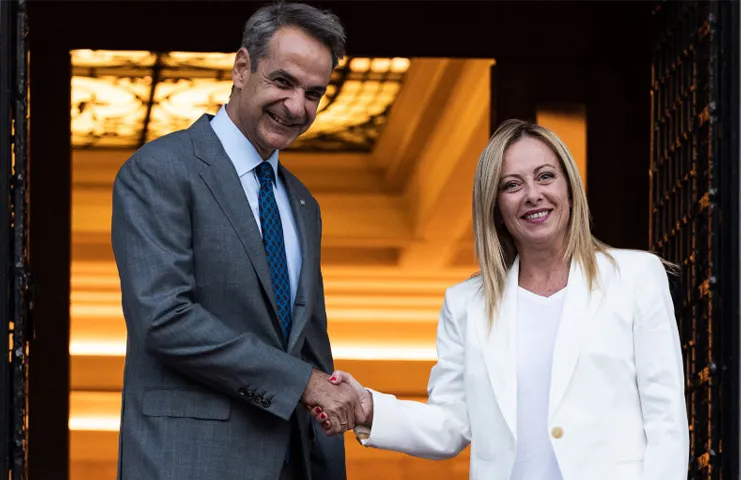 Başbakan Kiriakos Miçotakis, İtalya Başbakanı Giorgia Meloni’yi Atina’da ağırladı.  Meloni,
