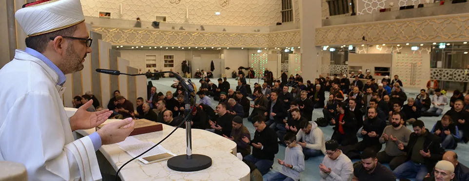 Mübarek üç ayların müjdecisi Regaip Kandili, Köln DİTİB Merkez Camii’nde