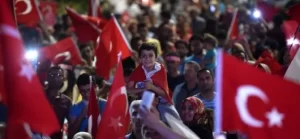 Almanya'nın Köln şehrinde darbe girişimini protesto etmek amacıyla miting düzenlenecek.