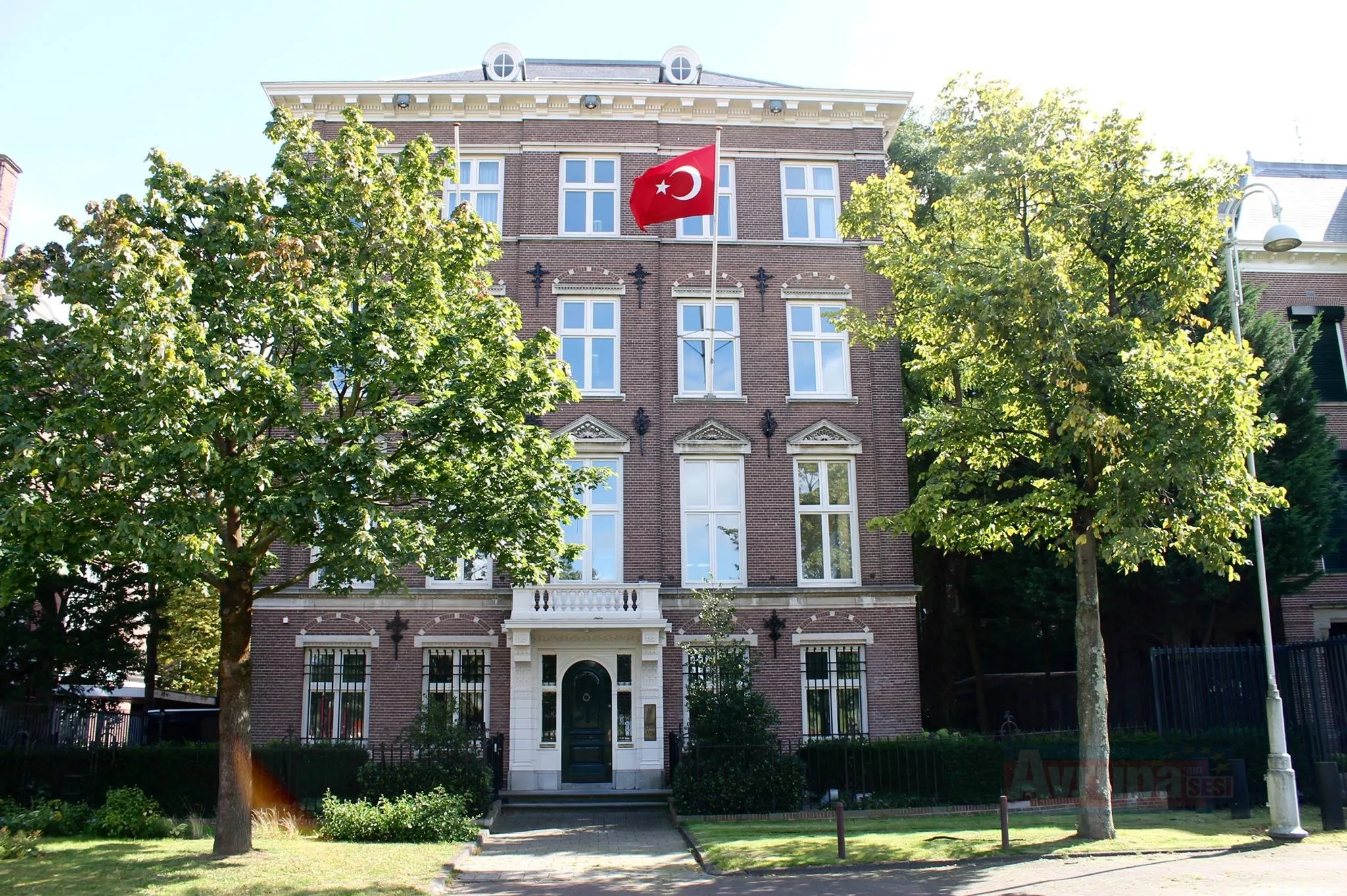 AMSTERDAM


