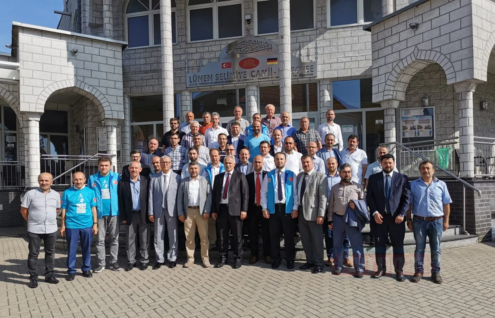 Diyanet İşleri Türk İslam Birliği (DİTİB) öncülüğünde Duisburg, Lünen, Köln