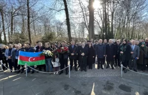 Hollanda'da, Ermeni güçlerinin 26 Şubat 1992'de Hocalı'da yaptığı katliamın kurbanları