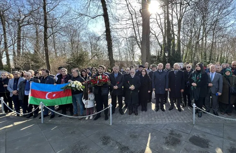 Hollanda'da, Ermeni güçlerinin 26 Şubat 1992'de Hocalı'da yaptığı katliamın kurbanları