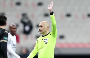 FIFA kokartlı Türk hakem Cüneyt Çakır, UEFA Avrupa Ligi çeyrek