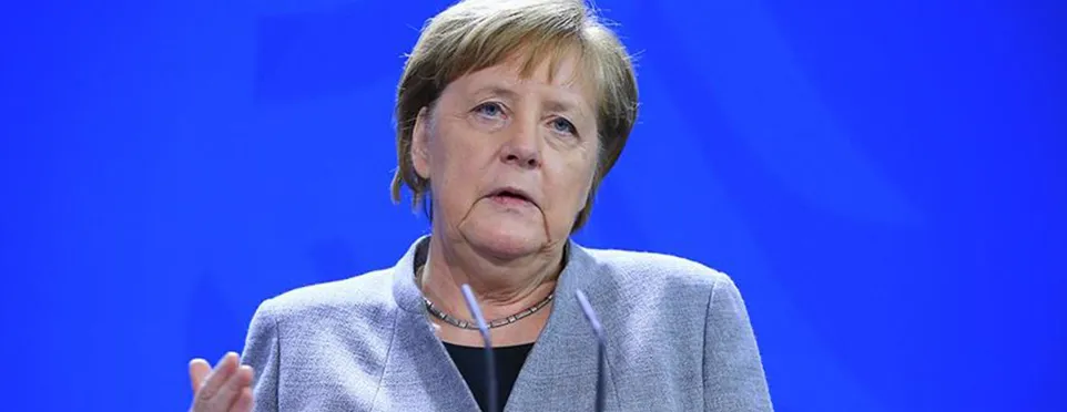 Almanya Başbakanı Angela Merkel, başkent Berlin'de, Sudan Başbakanı Abdullah Hamduk
