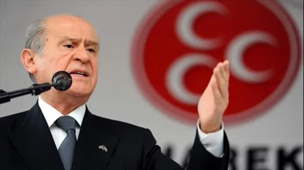 MHP Genel Başkanı Devlet Bahçeli, Başbakan Binali Yıldırım'ı arayarak, askeri
