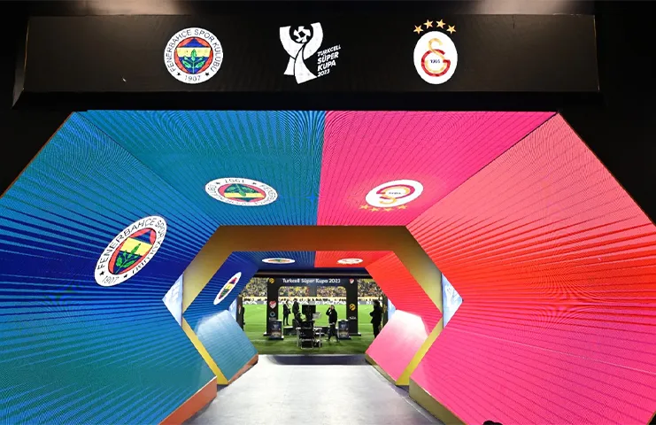 Galatasaray ile Fenerbahçe’nin karşı karşıya geleceği Türkiye Turkcell Süper Kupa