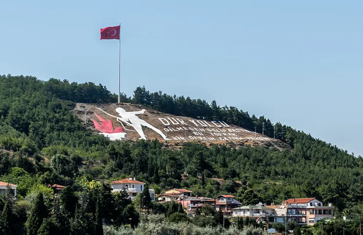 Burası, dünyada yalnızca sekiz tane bulunan pembe gölden biri. Türkiye'nin