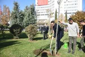 Dışişleri Bakan Yardımcısı Yasin Ekrem Serim, Türkiye'nin sıfır atık konusunda