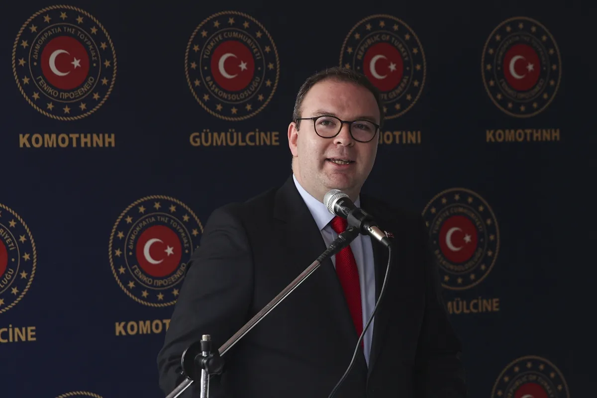 Batı Trakya'da, Türkiye'nin Gümülcine Başkonsolosluğunda 12 Mart İstiklal Marşı'nın kabul