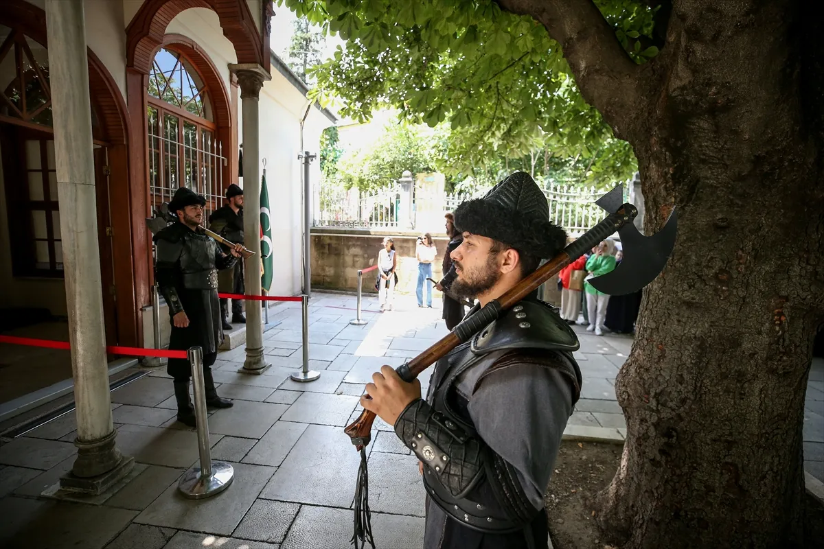 Türk-İslam medeniyetinin öncü örneklerinden olan Osmanlı devletinin kurucusu Osman Gazi,