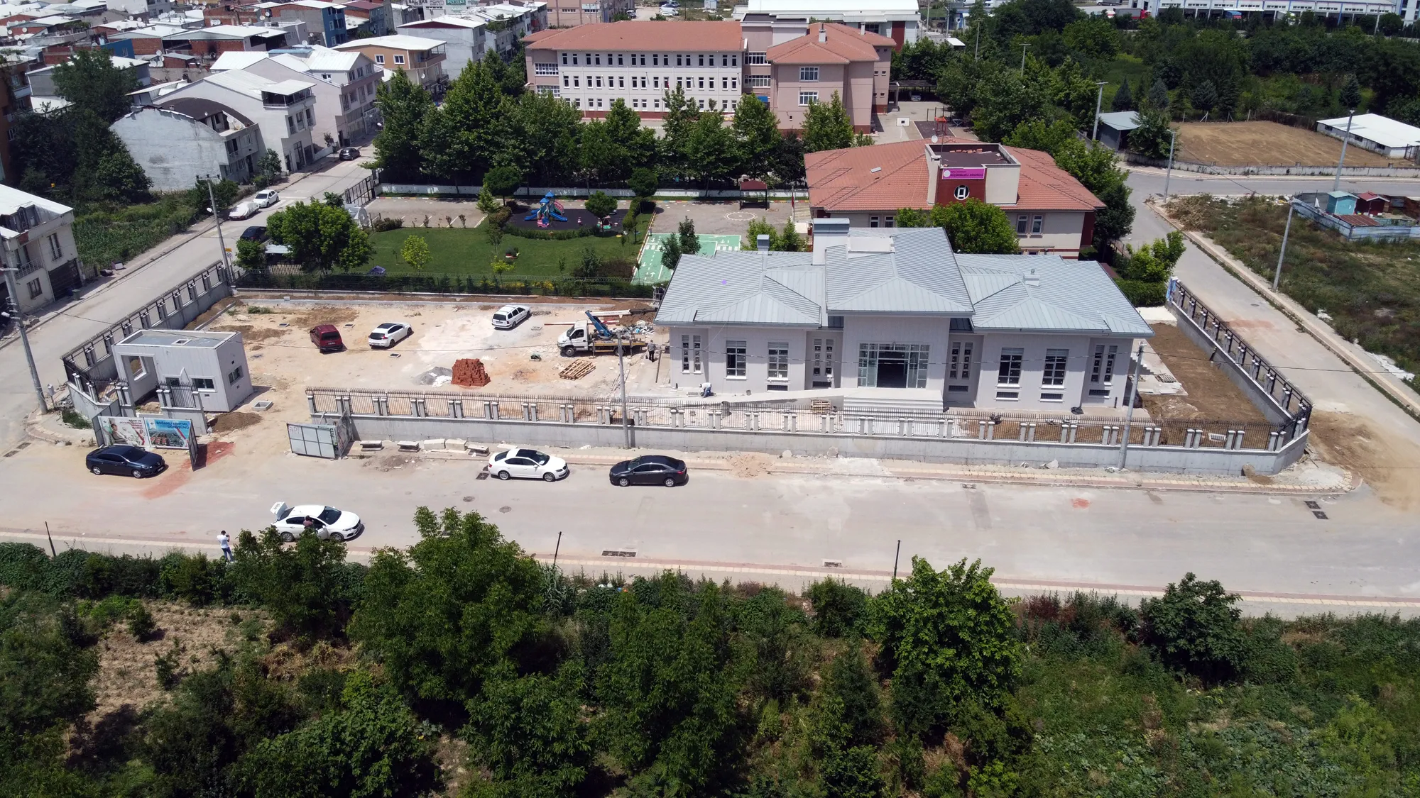 Osmangazi Belediyesi, Küçükbalıklı Mahallesinde inşa ettiği modern polis merkezi ile
