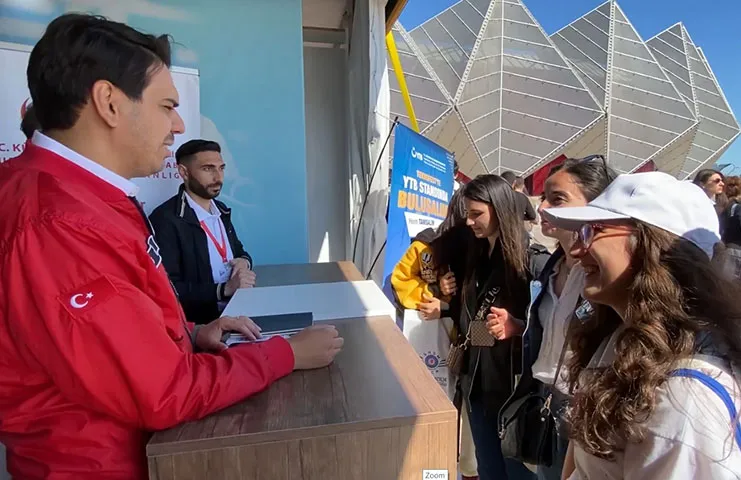 Yurtdışı Türkler ve Akraba Topluluklar (YTB) Başkanı Abdullah Eren sosyal