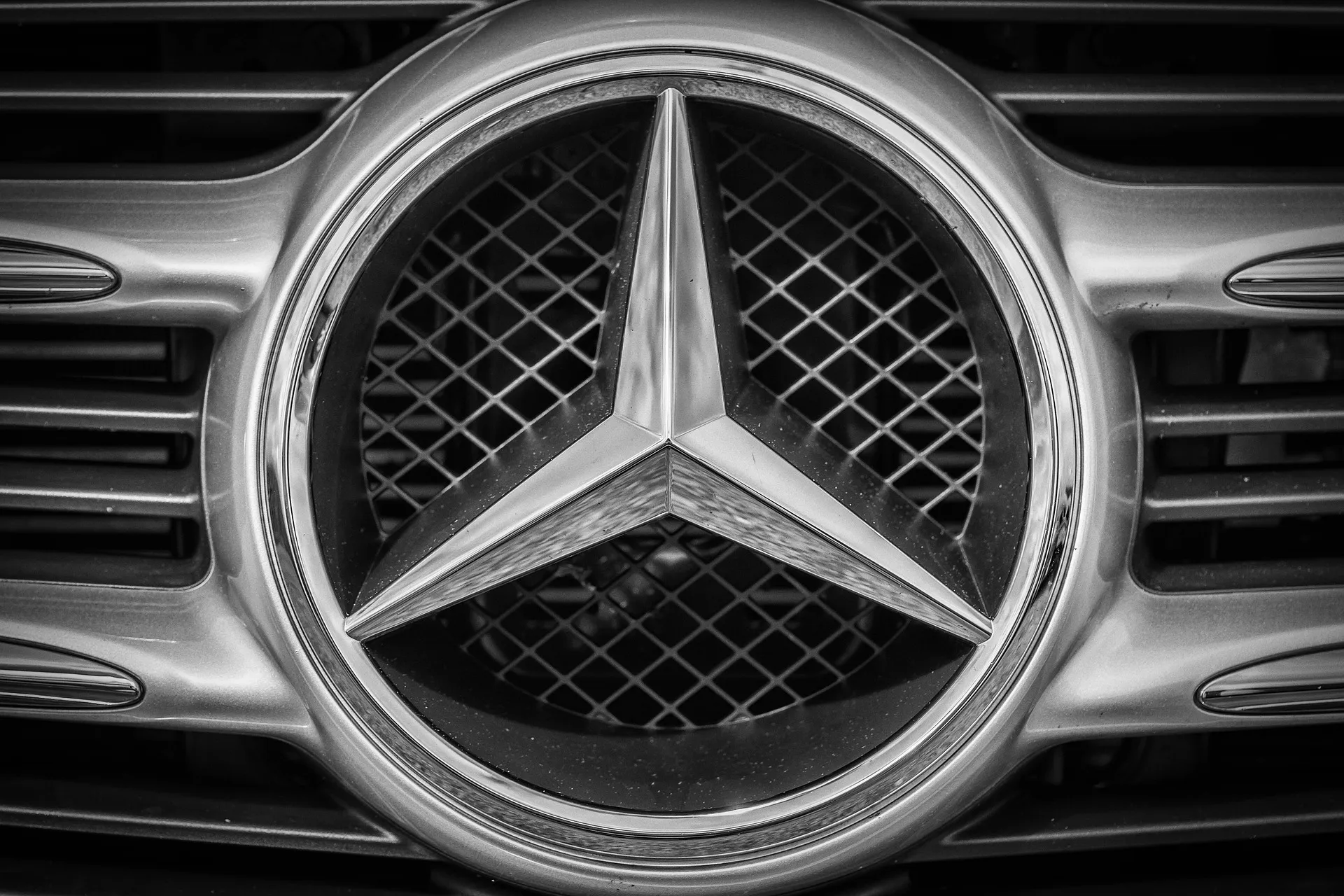 Alman otomobil üreticisi Mercedes’in, Almanya'daki tesislerinin yıllık ihtiyacının yüzde 15'inden