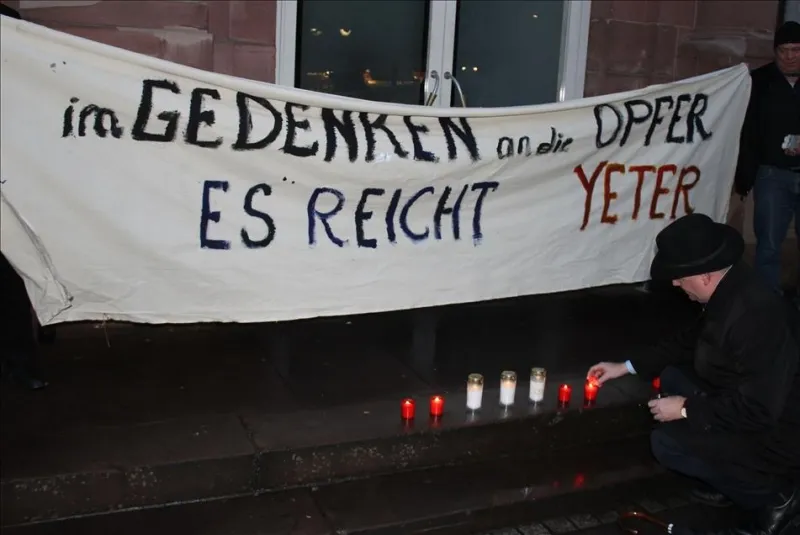 İstanbul Sultanahmet’teki terör saldırısı, Almanya'da protesto edilerek saldırıda hayatını kaybedenlerin
